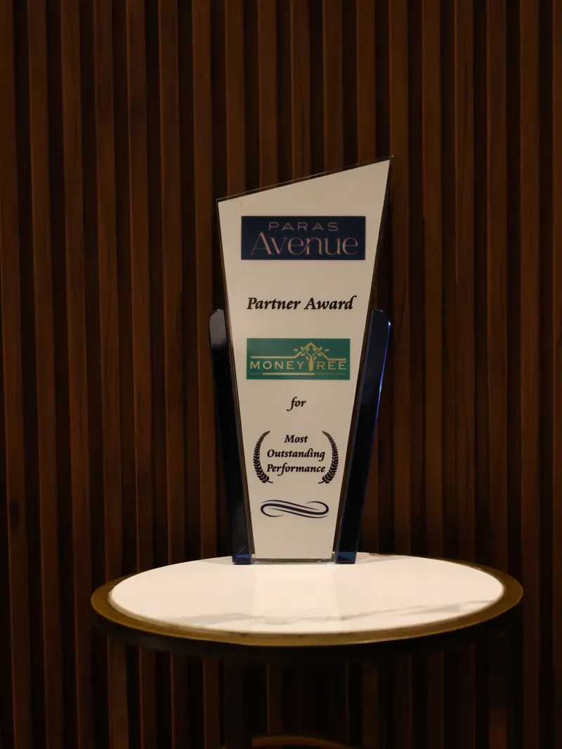 Avenue Project Award - Paras Buildtech