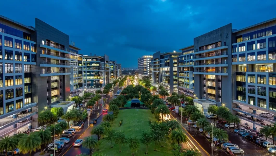 DLF Privana West Sector 76 - Image 3