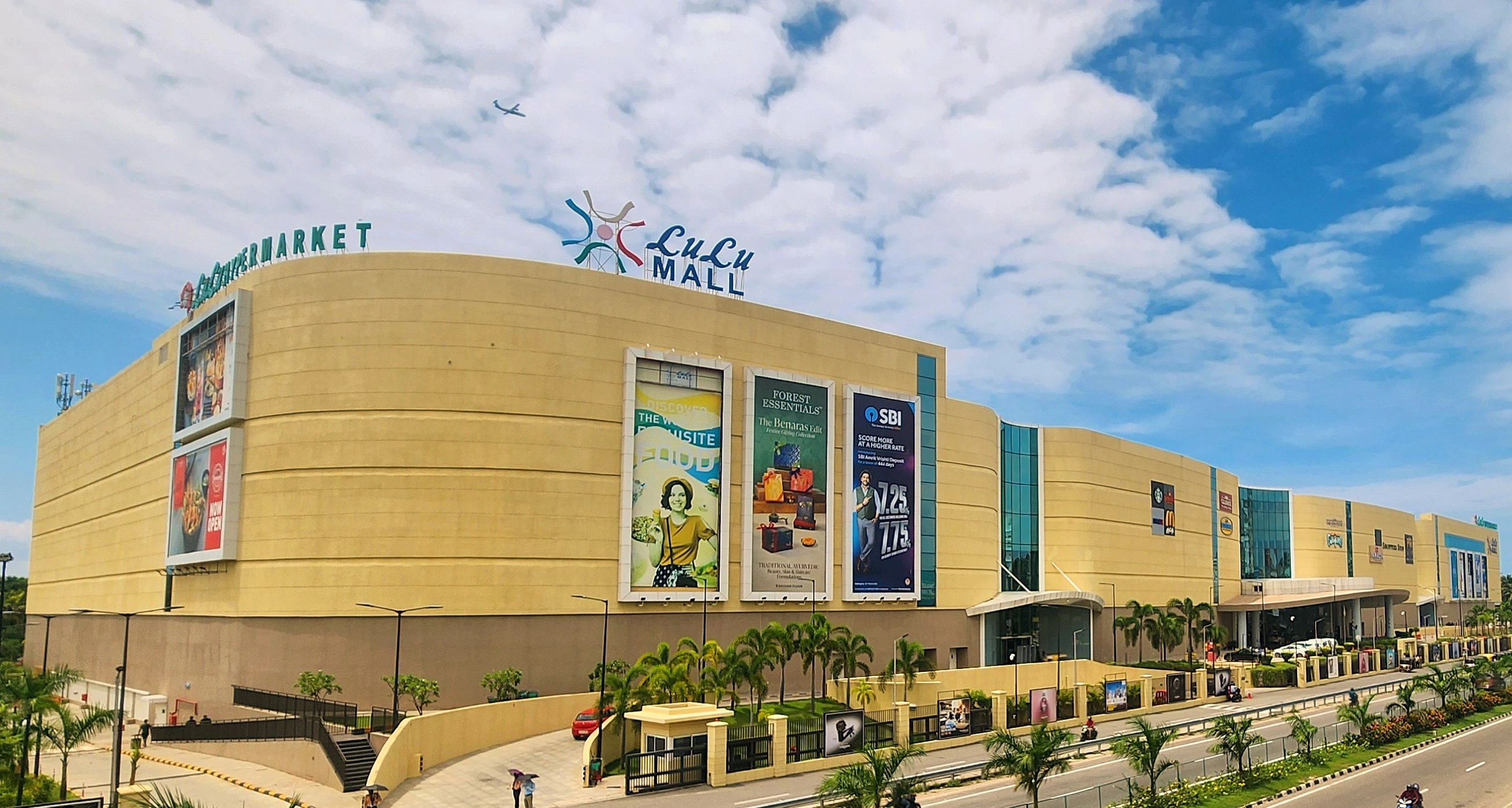 Image for Biggest Mall in India 2026: Top 10 Largest Shopping Malls — 56